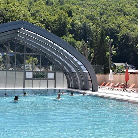 Hotel Domaine Du Lac Chambon 뮈롤 외부 사진