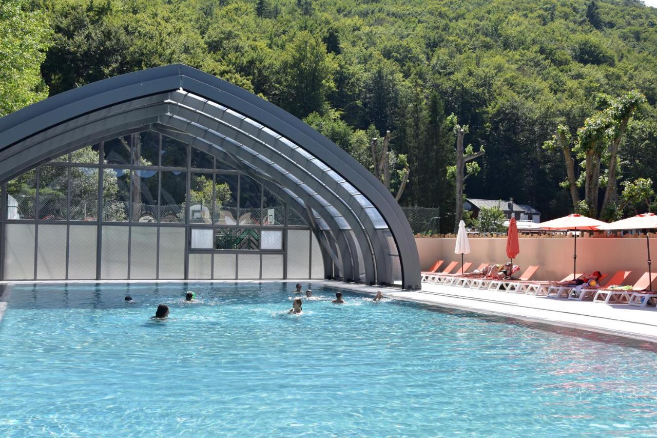 Hotel Domaine Du Lac Chambon 뮈롤 외부 사진