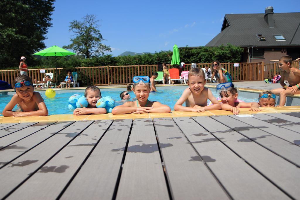 Hotel Domaine Du Lac Chambon 뮈롤 객실 사진