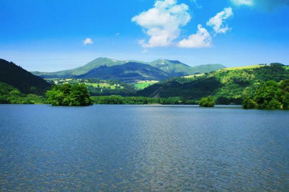 Hotel Domaine Du Lac Chambon 뮈롤 외부 사진